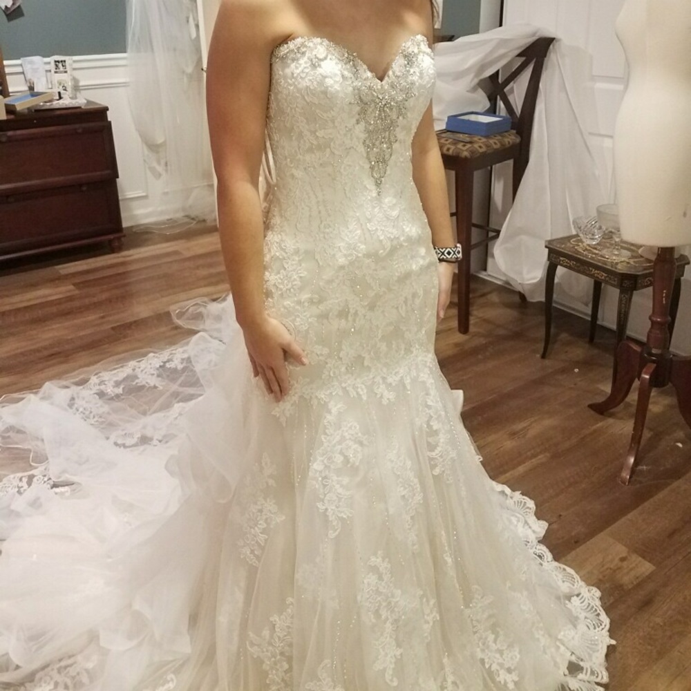 Kitty Chen wedding dress